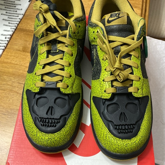 Dunk - Picture 2 of 7